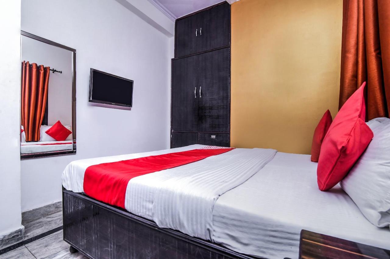 Oyo Nitin Palace Guest House Near Mohan Estate Metro Station New Delhi Exterior foto